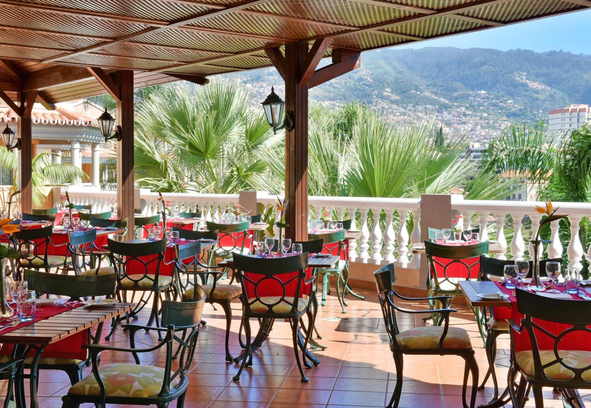 Pestana Quinta Perestrello Hotel Funchal  Bagian luar foto